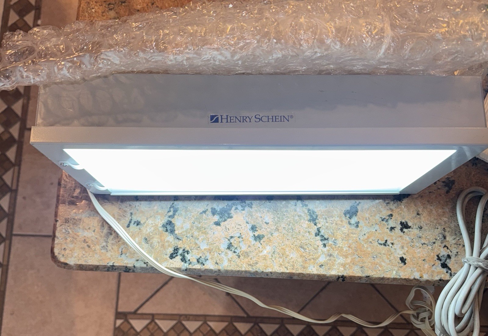 Henry Schein #100 Slim Line Dental X-Ray Illuminator Light Box 13.5” x 6”