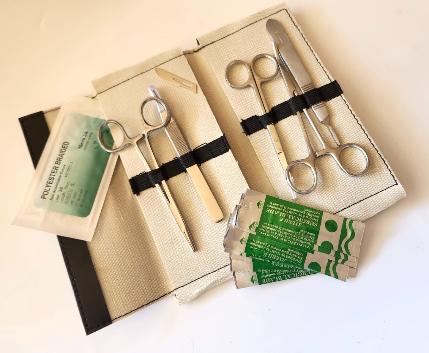 15 Pcs Practice Suture Kit W/Case Student Training Set Veterinary Instruments