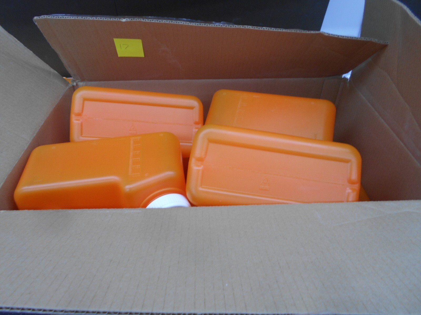 Portable Urinal Collector 3000ml Box of 17