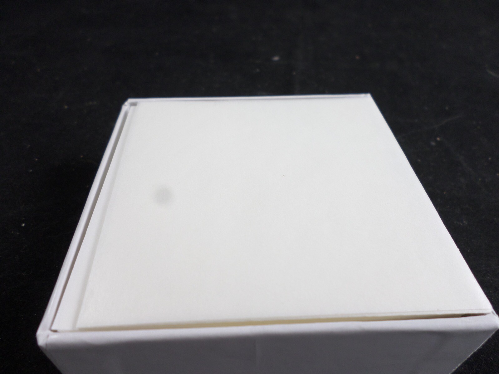 FISHERBRAND 3x3in Square Low-Nitrogen Weighing Paper 09-898-12A (500/pk)