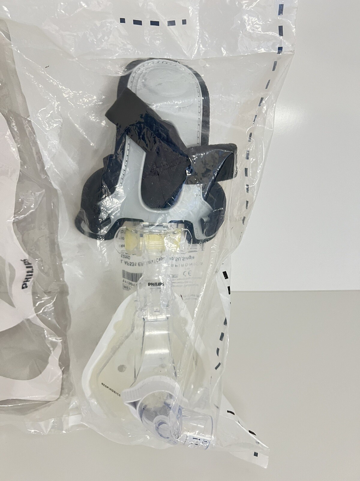 Philips Respironics AF531 EE Leak CapStrap Mask – Large