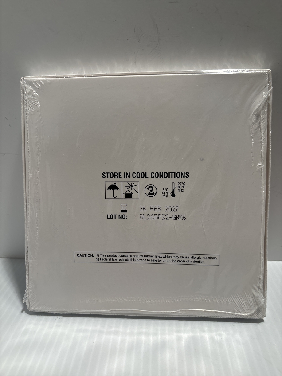 Henry Schein Dental Dam 101-5672 Natural Rubber Látex/36 Pcs/6” X 6”