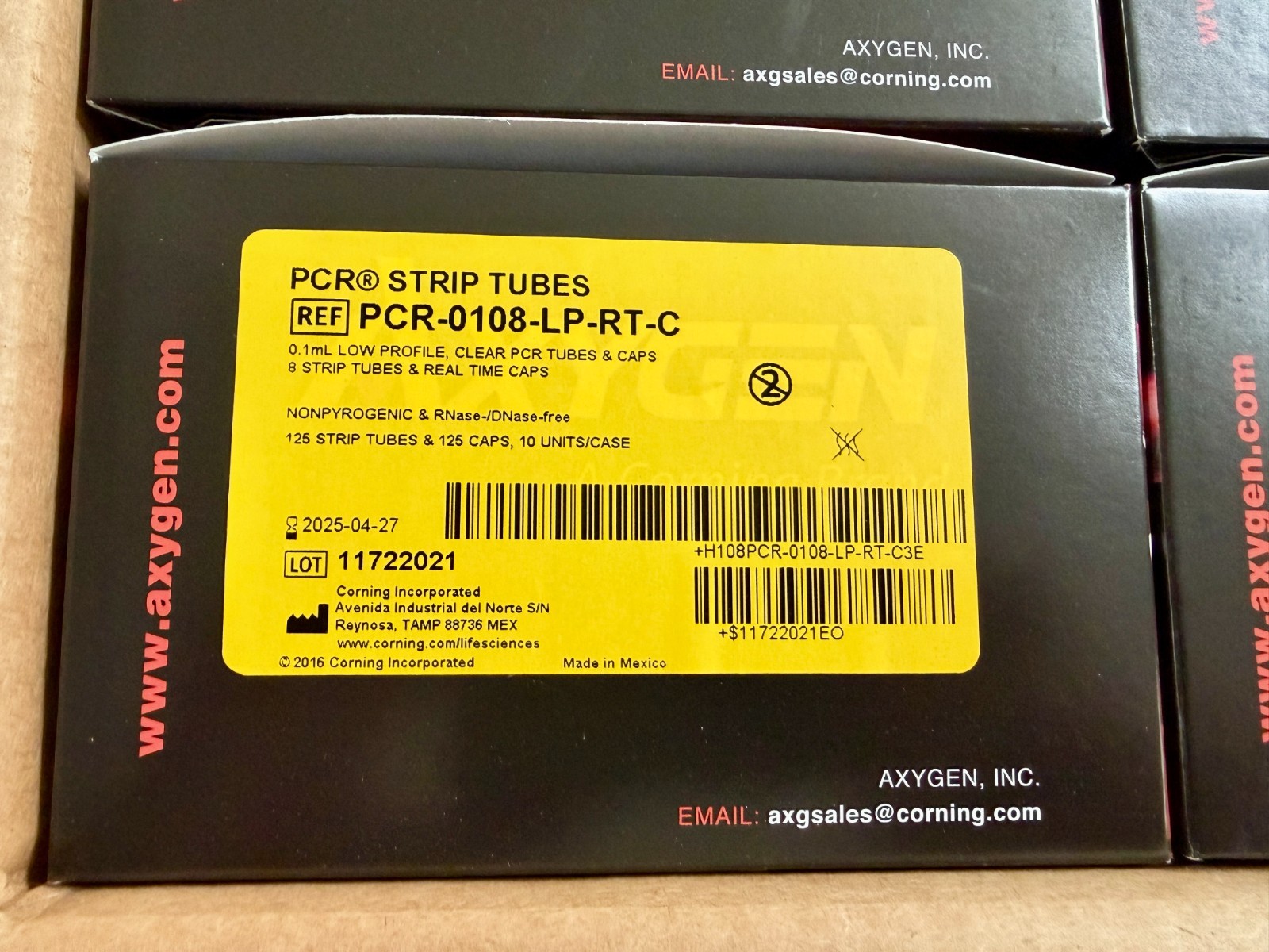 AXYGEN PCR-0108-LP-RT-C Strip Tubes 0.1mL 8-well strip Optical Caps Case 10 Boxe