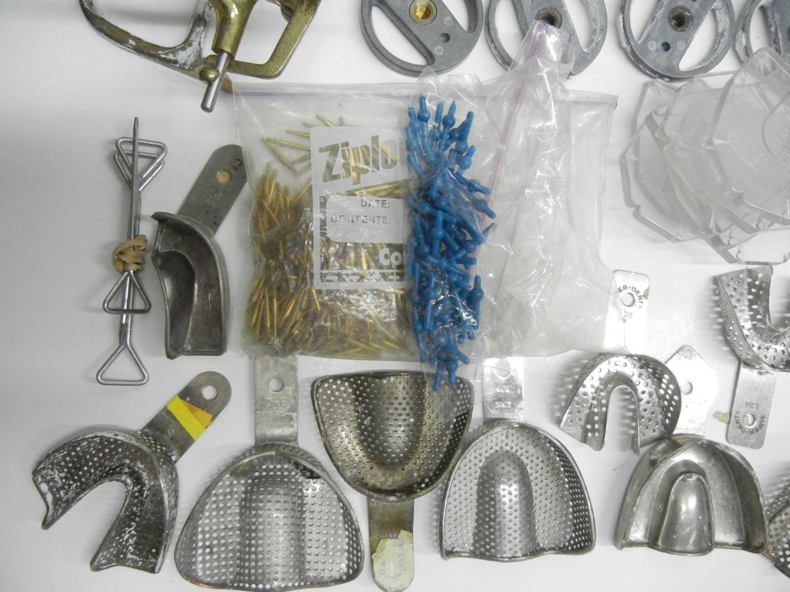 Dental Lab Supplies / Denar/ Vertex base formers/ sprues/ articulator/DVA bases