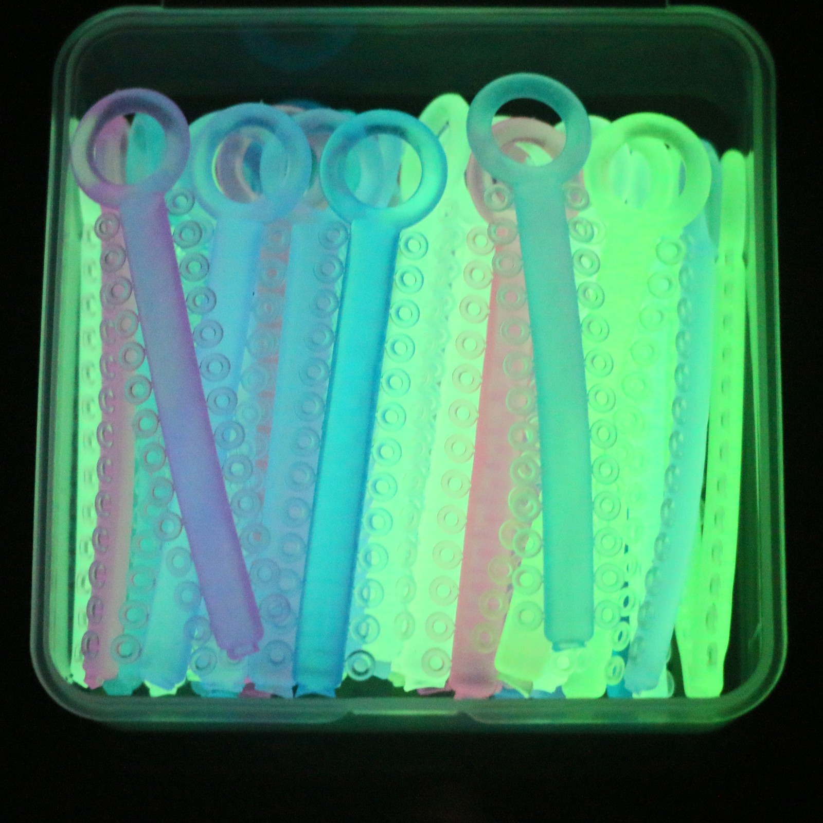 40 Stick Dental Orthodontic Ligature Ties Glow in Dark Braces Elastic Rubber