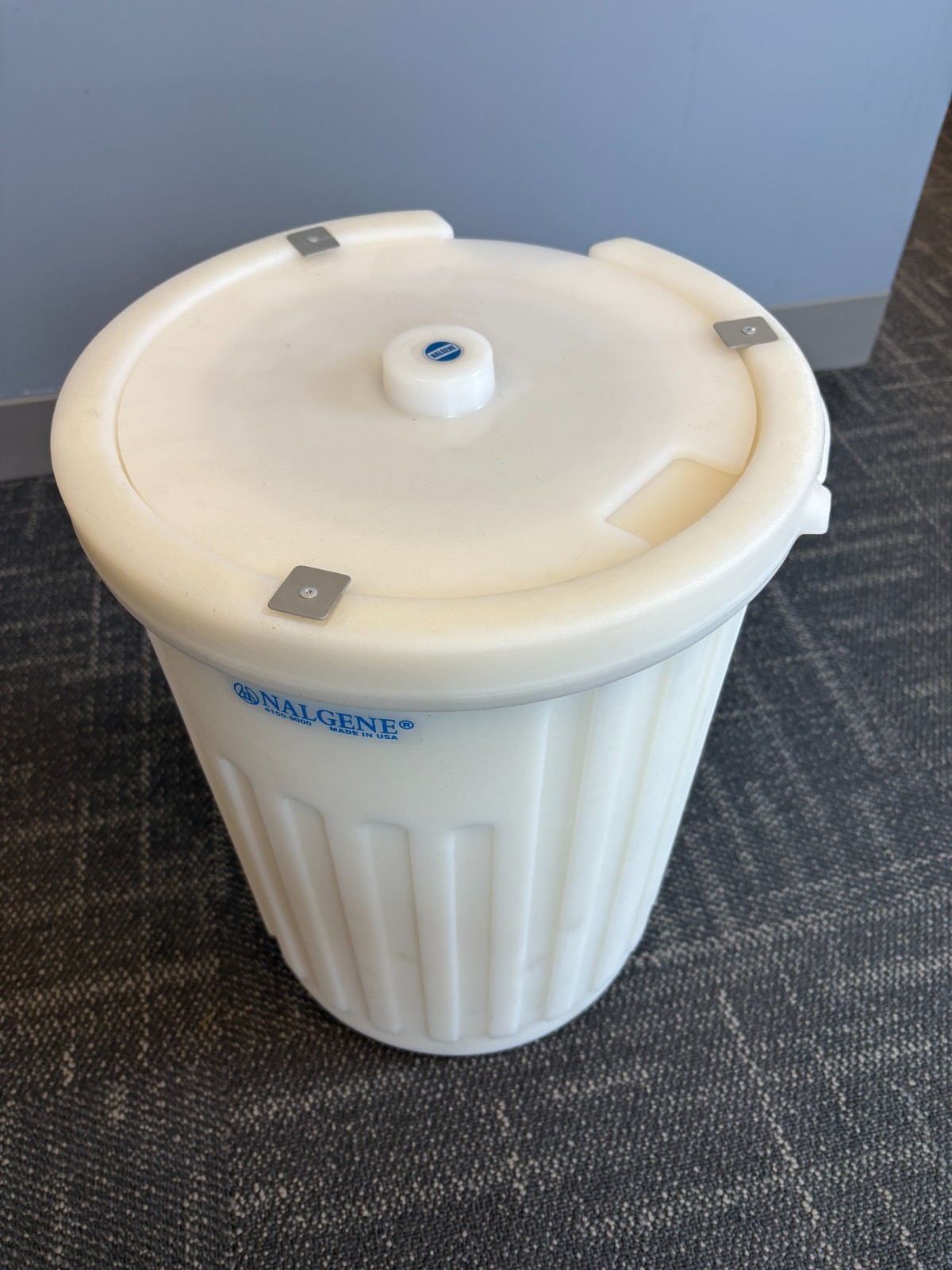 Cole-Parmer Thermo Scientific Nalgene 4150-9000 All-plastic 10 Liter Dewar flask