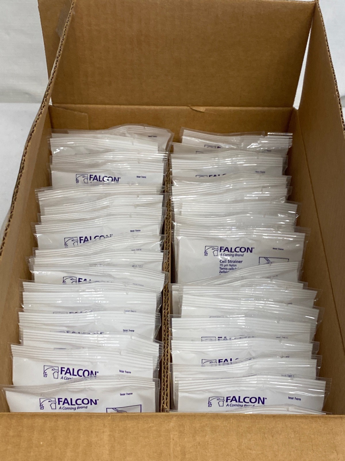 (47) CORNING FALCON 70um Nylon Cell Strainers White Individual Wrap 352350