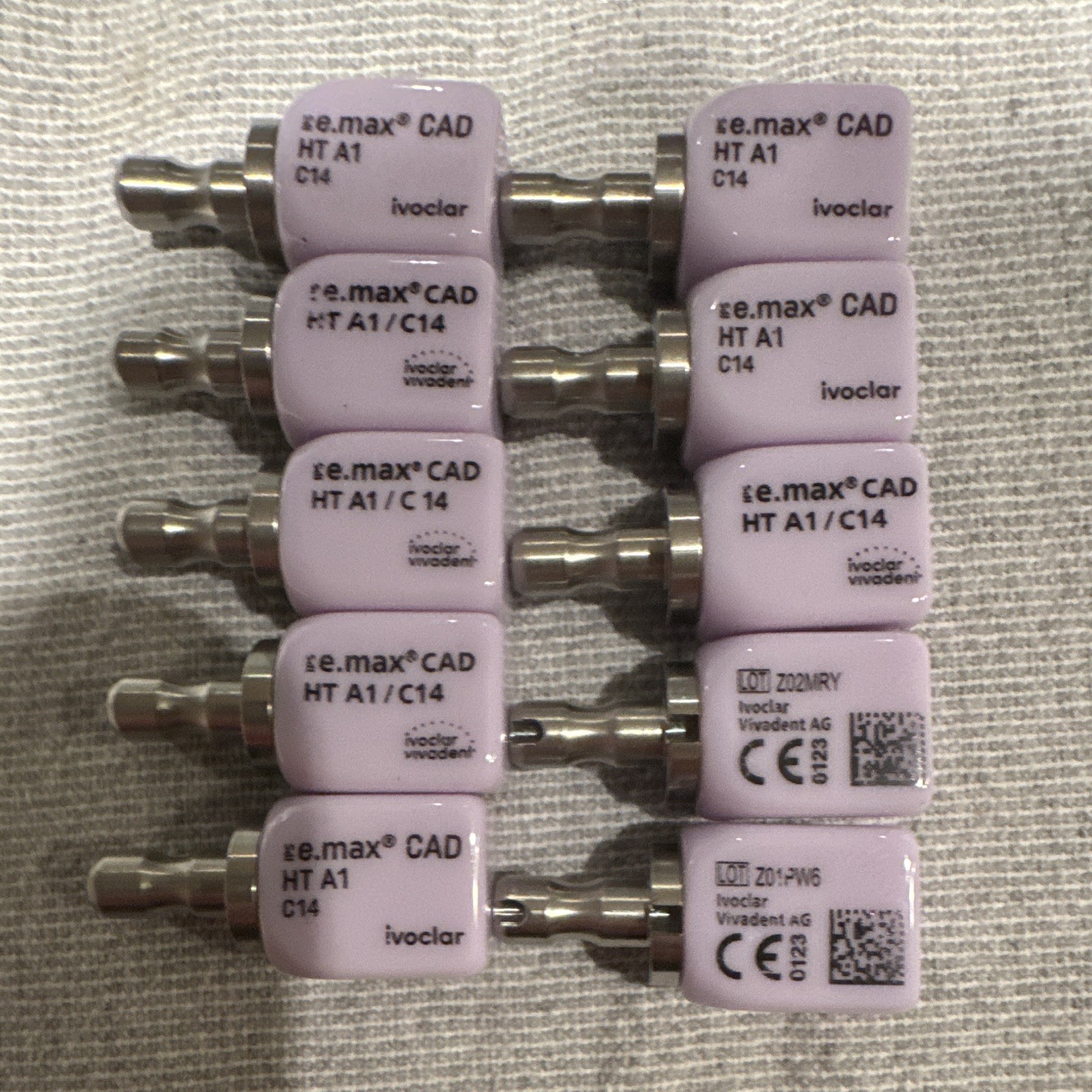 Ips Emax Cad Cerec In Lab HT A1-3 / C14. Check description for quantities