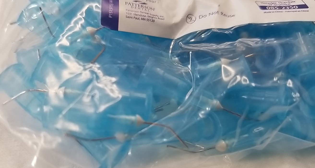 250 Tips Patterson Pre Bent Applicator Tip 25 GA 085-2350 Blue Syringe Tips
