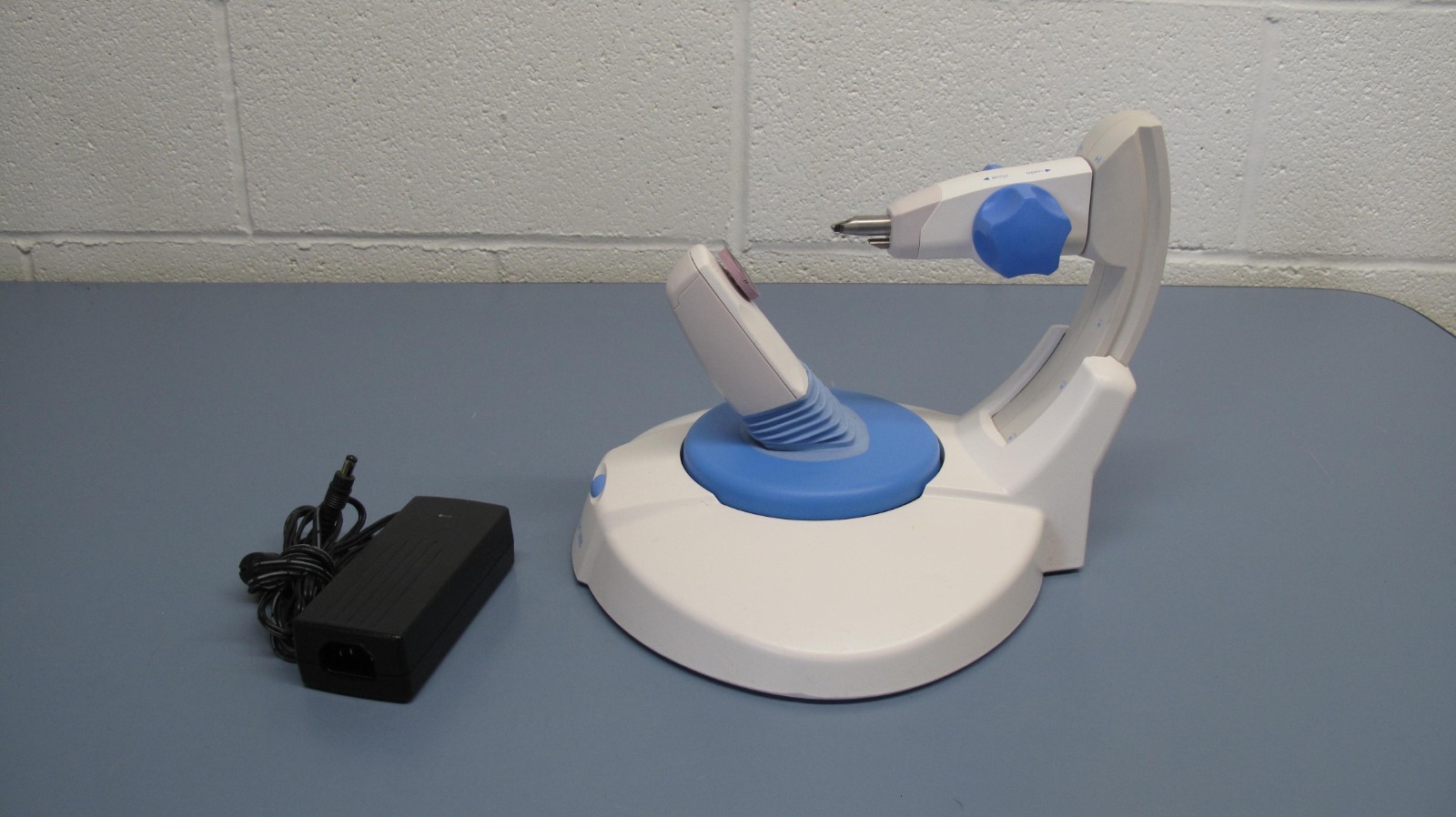 Kerr Hawe Periostar 3000 Instrument Grinder Curette Sharpener