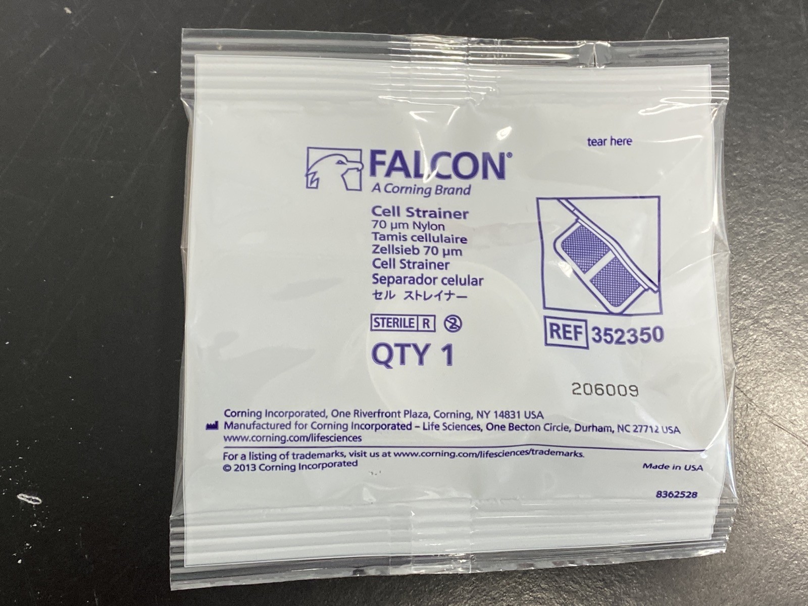 (47) CORNING FALCON 70um Nylon Cell Strainers White Individual Wrap 352350