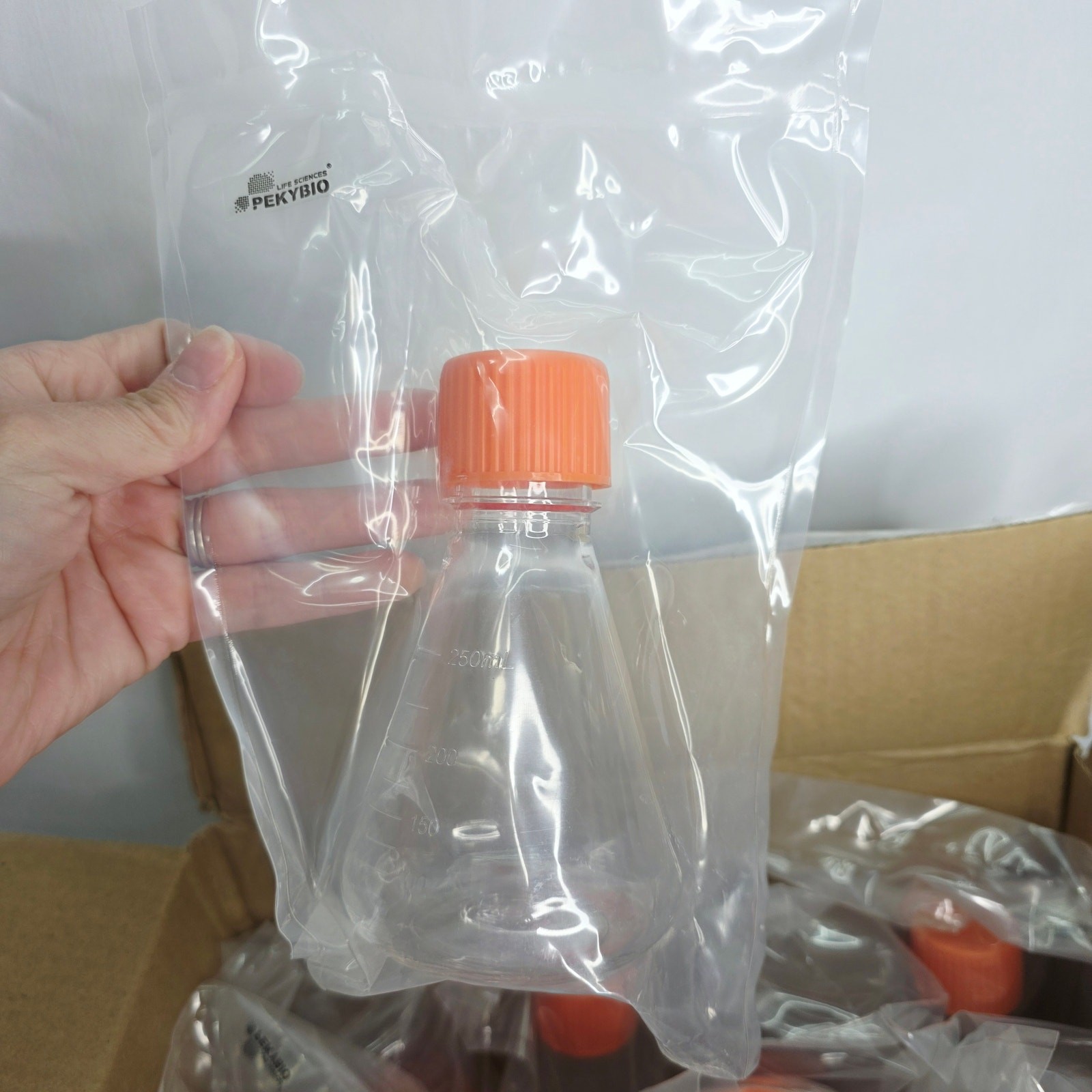250mL Erlenmeyer Flasks Plastic Sterile Graduated Lab Flask Pack of 12 New