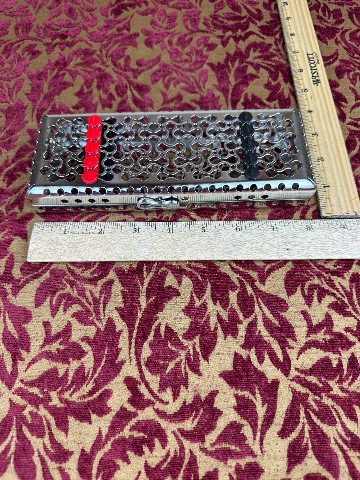 Hu-Friedy IMS Infinity Series Cassette Holds 5-instruments Red Black