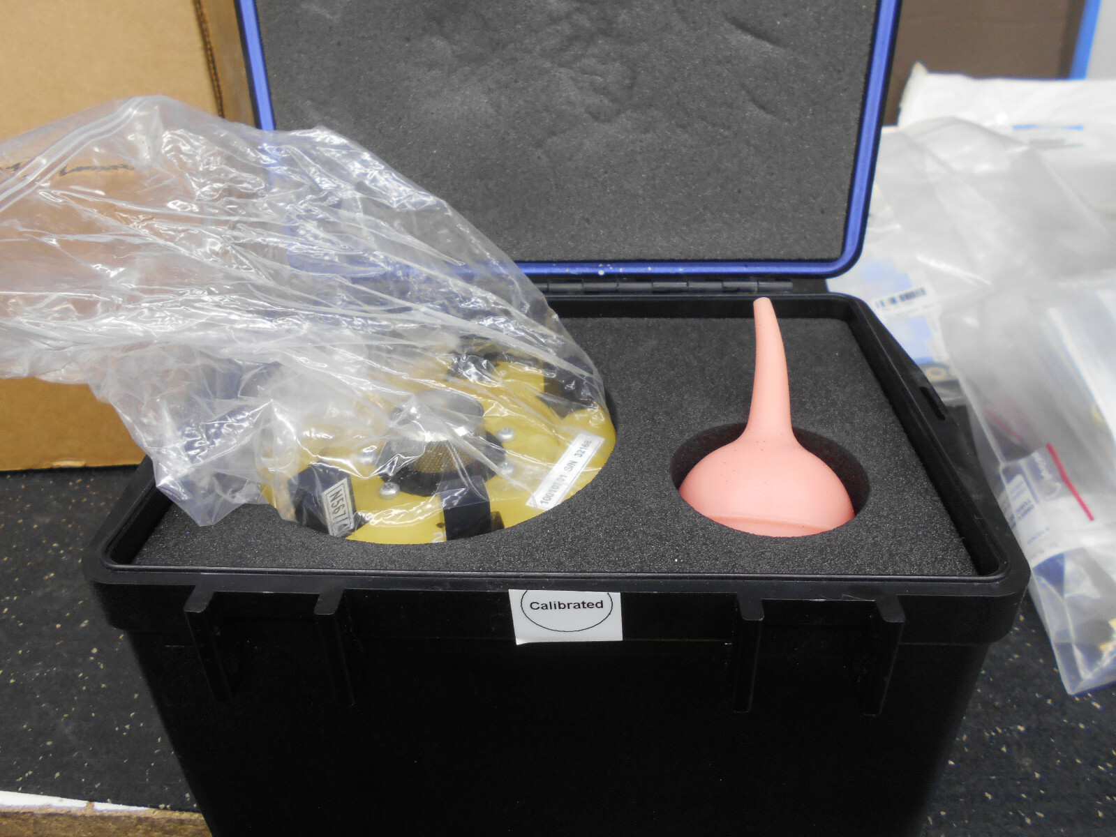 THERMO FISHER SCIENTIFIC 10010701 CALIBRATION VALIDATION NIST TRACEABLE CAROUSEL