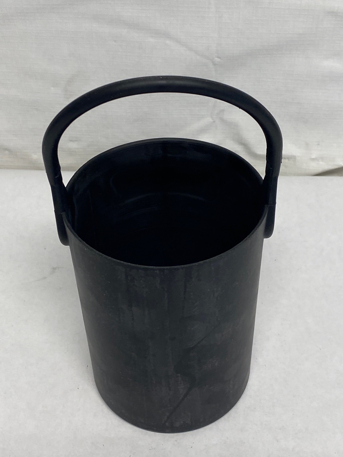 EAGLE Lab Safety Bottle Carrier Bucket w/Handle for 500/1000mL 10” H x 4-1/2”OD