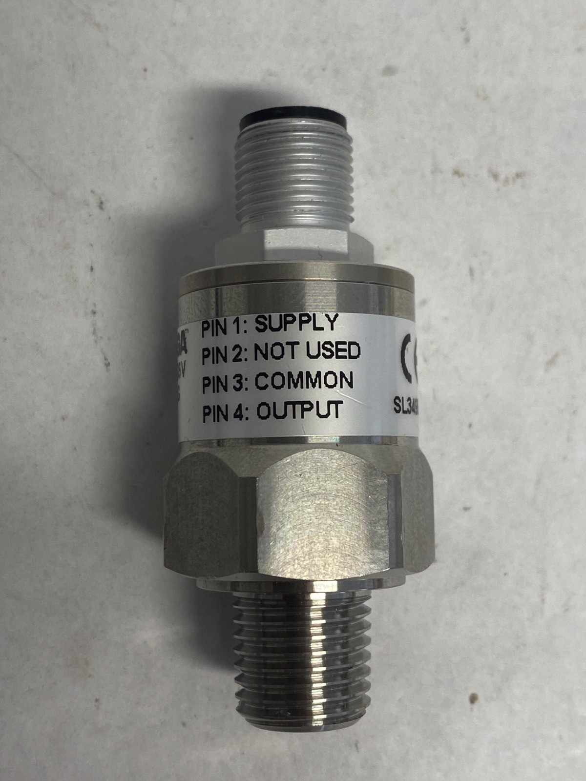 New OMEGA Pressure Sensor Transducer Gauge M12 4-Pin F Connection PX159-060G5V