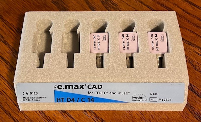 IPS e.max Cad HT D4 C14, 3 blocks for CEREC and inLab