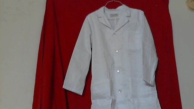 New White Lab Coats Full Length Size ( Medium ) W / O Tags