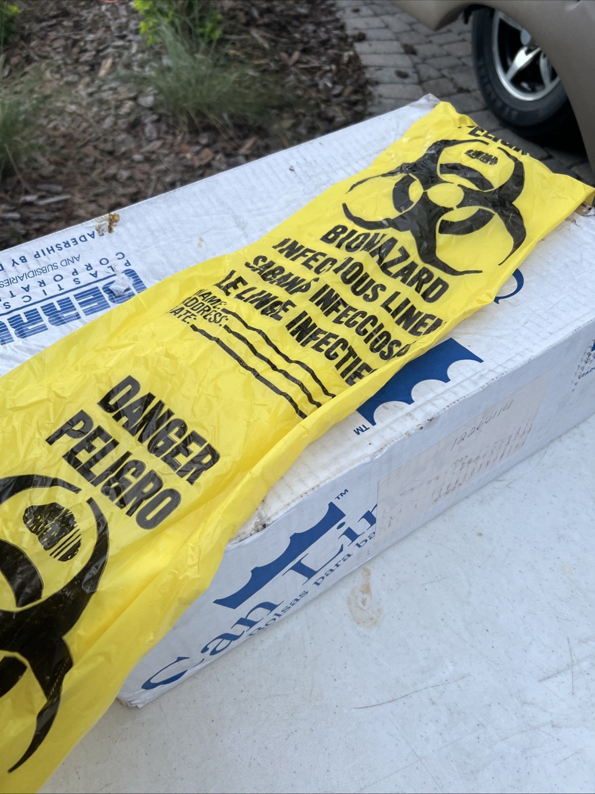 Biohazard Bags Infectious LinenTrash Can Liners 175 Yellow 23 Gallon 30×43