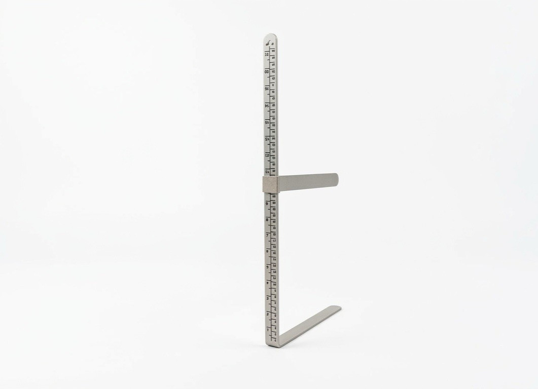 X-Ray Caliper Medical Measurement Tool 18 in 46 cm Metal L-Square