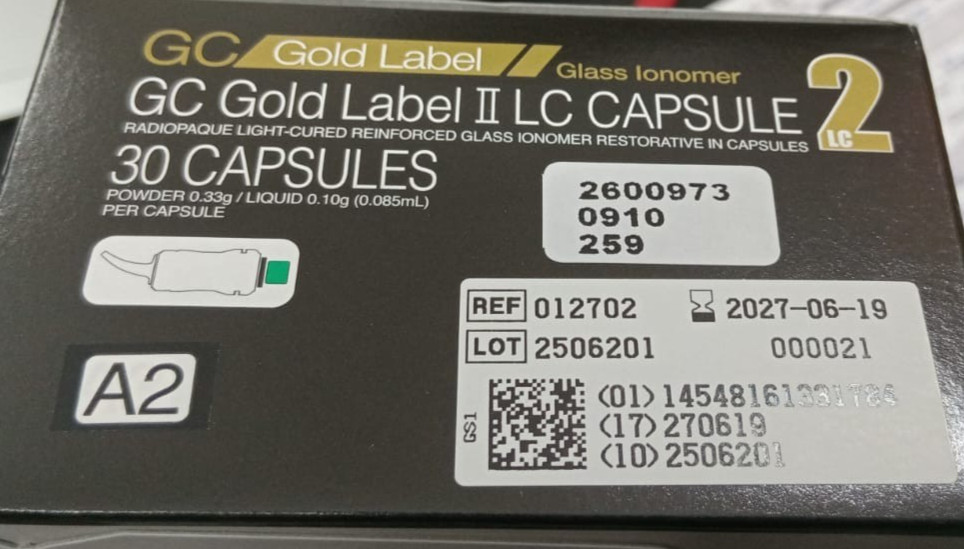 GC 000139 Fuji II LC Light Cure Glass Ionomer Restorative Capsules A2 50/Pk FS