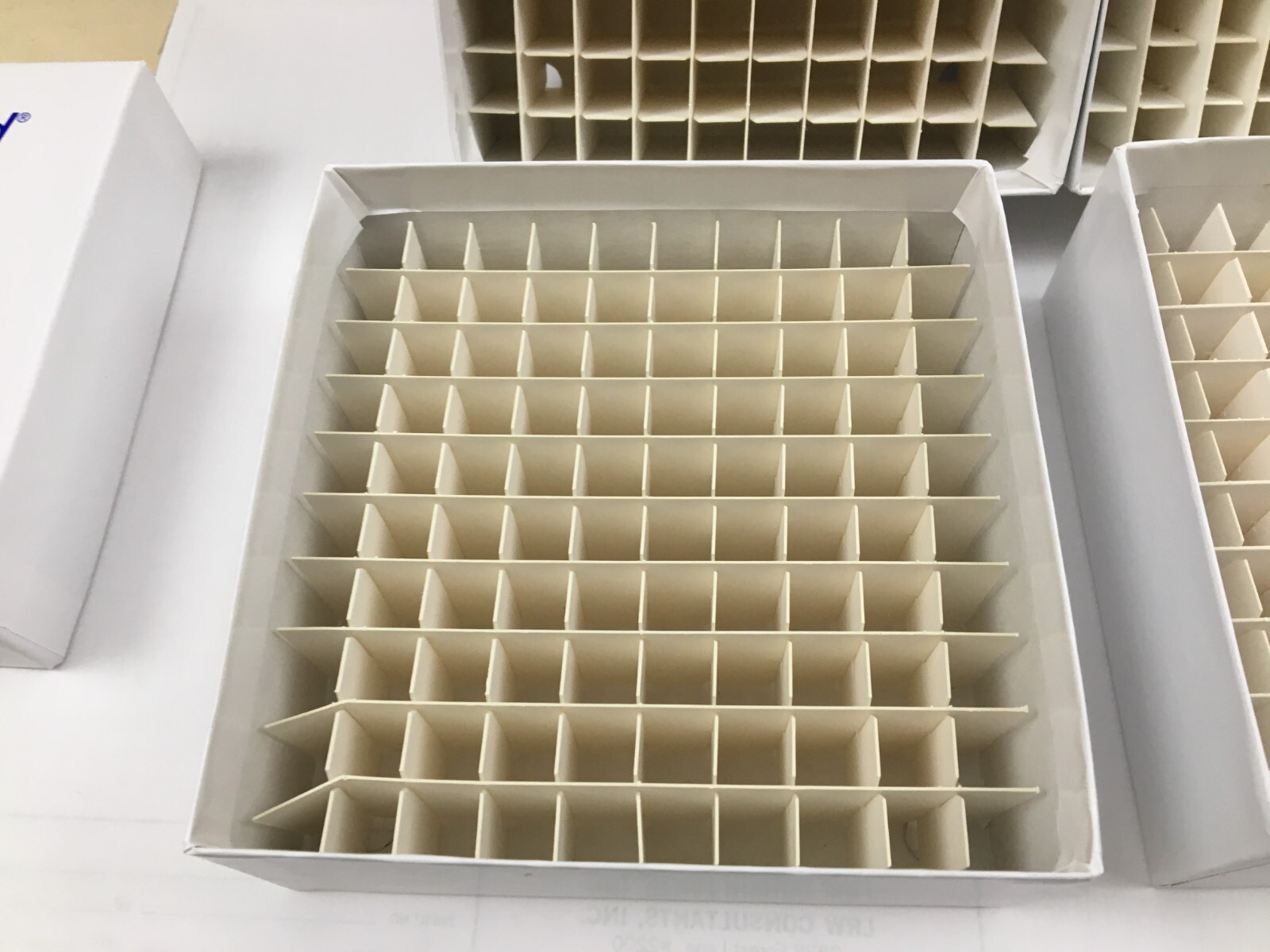 Fisher Scientific 03-395-465 Cryo Freezer Box 5x5x2 w/ 100 Cell Divider – 10 ea.