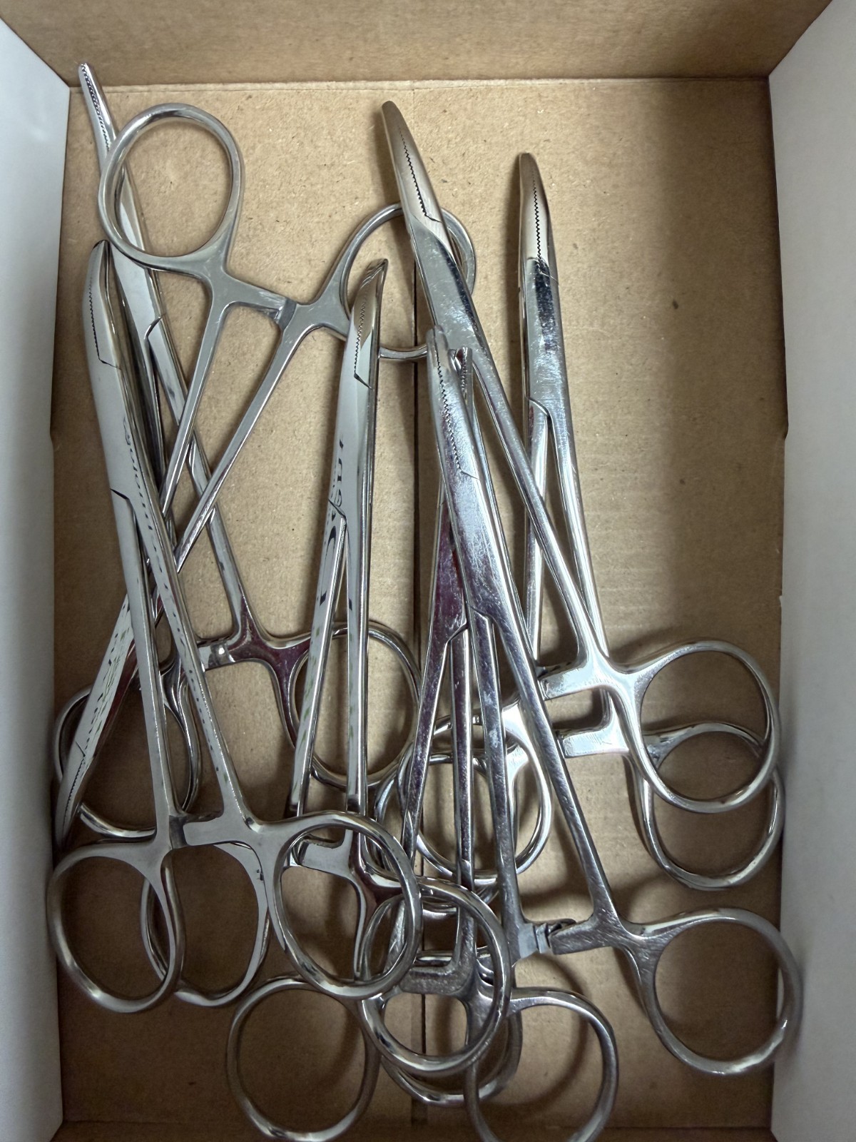 Crown Grabber. Has Crown Size Cavity in the Jaw to Hold the Crown