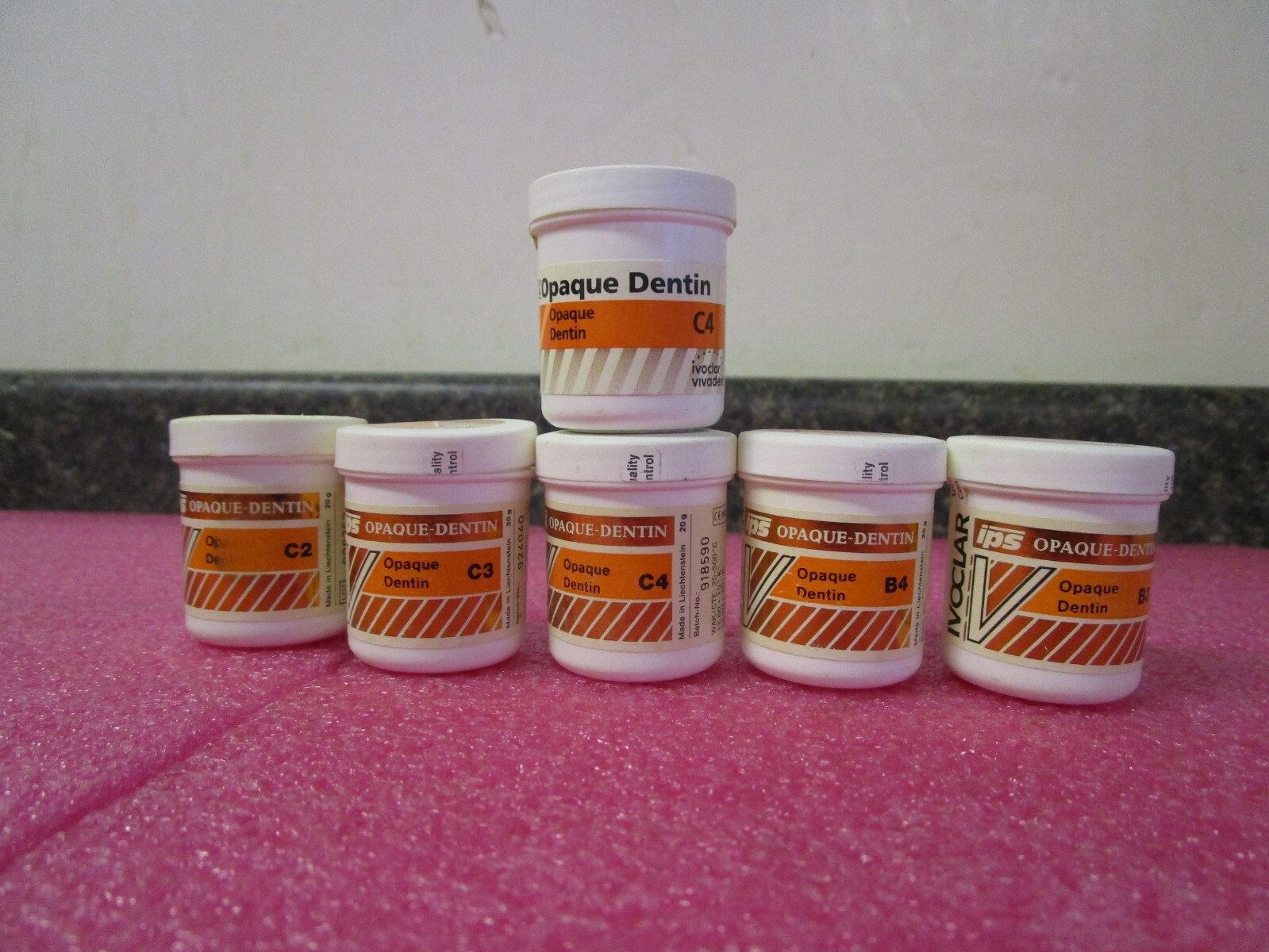 Qty (16) Ivoclar IPS Opaque Dentin Body – READ