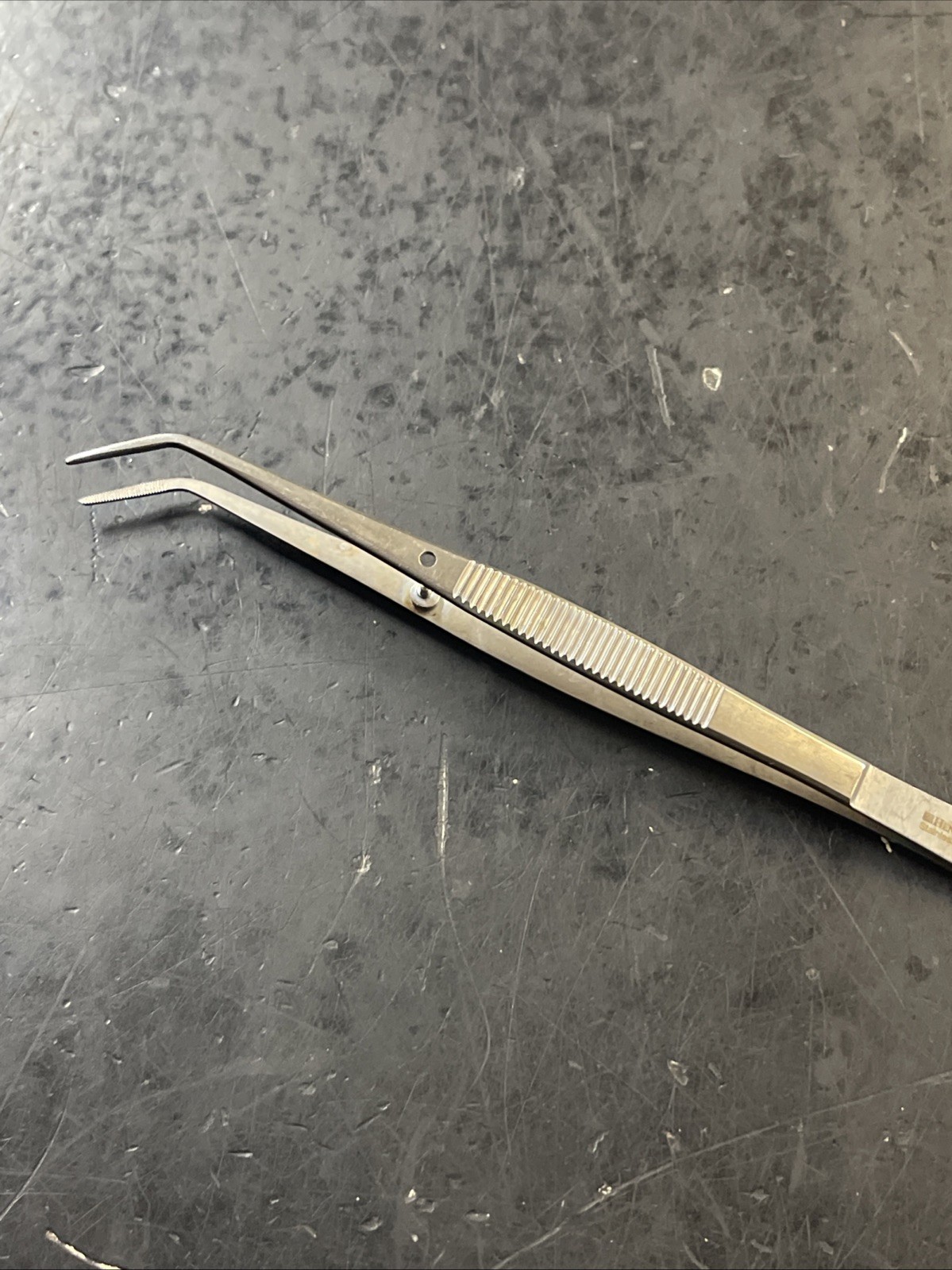 Henry Schein Tweezers Serrated Edge HS 100-3313