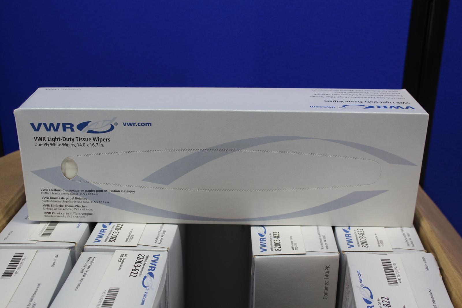 VWR Tissue Wipes 14 x 16.7 in. Light Duty 13 Boxes with 140 Wipes Each 82003-822