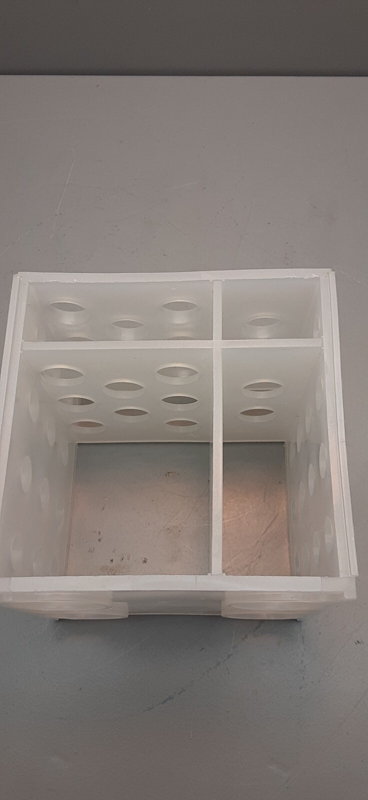 4 WAY FLIPPER RACK Cube 4 1/4″ X 4 1/4″ / Clear/ Very clean condition