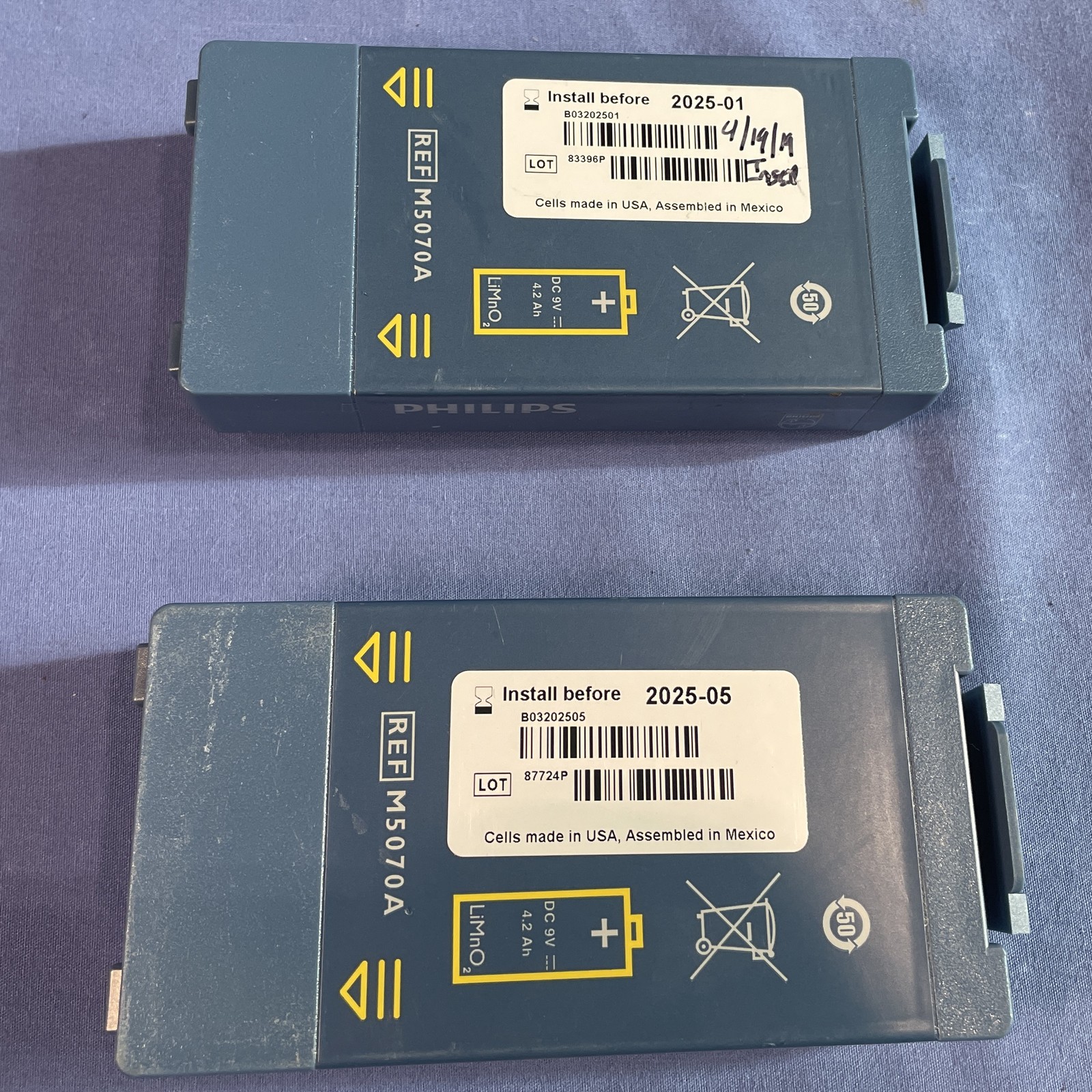 LOT OF 2 Philips M5070A HeartStart FRx Batteries Install before 2025-01/ 2025-05
