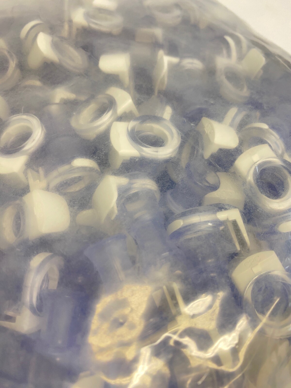 (250/Pack) CPC Polycarbonate MPC Non-Valved Coupling Caps MPC32003