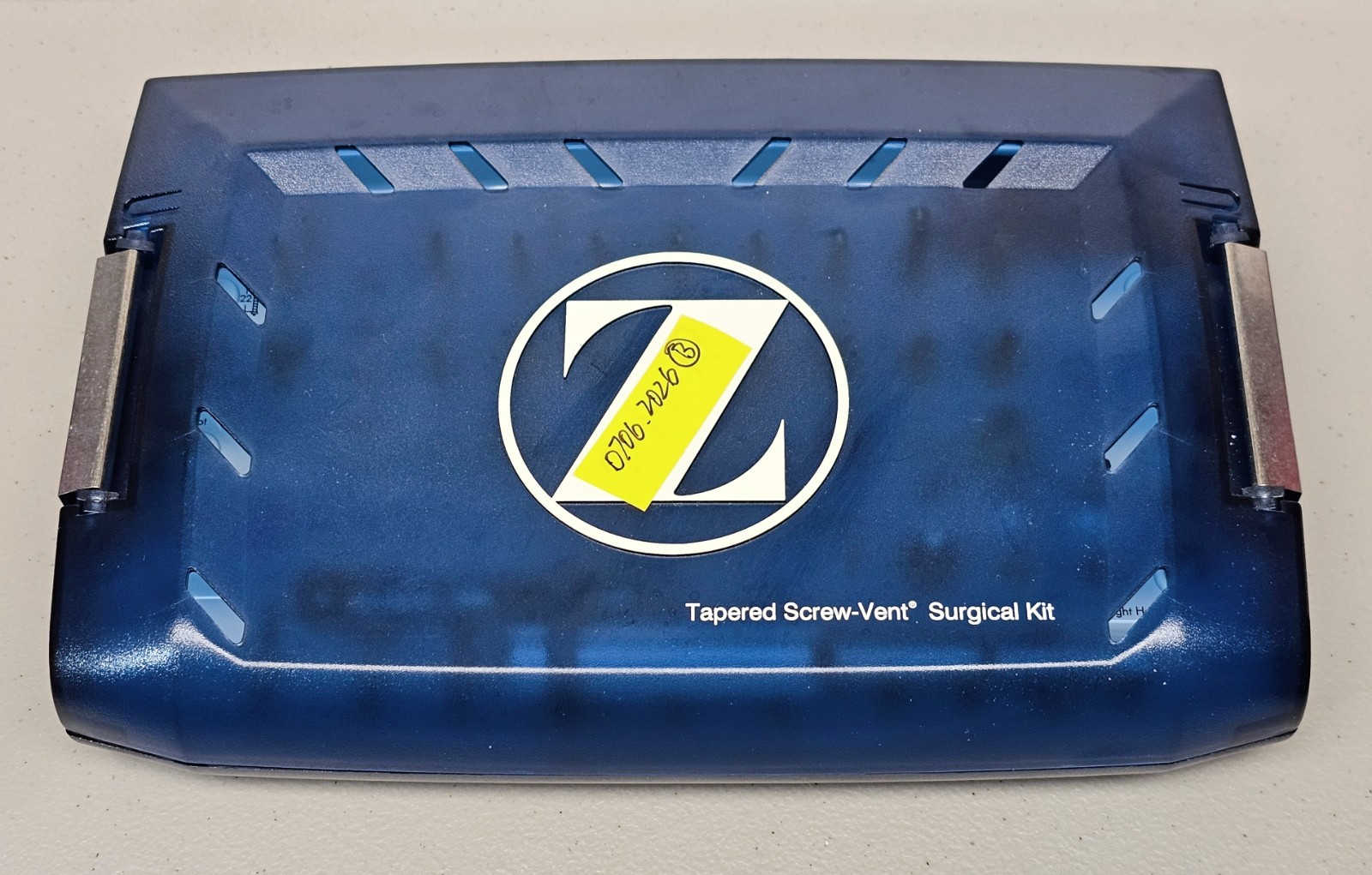 Zimmer Tapered Screw-Vent Kit, Excellent but May Not Complete – Sold as Pictured