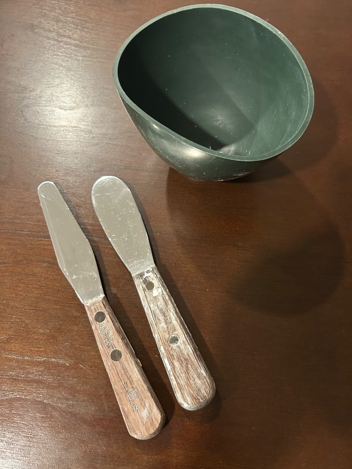 whipmix mixing bowl and spatulas
