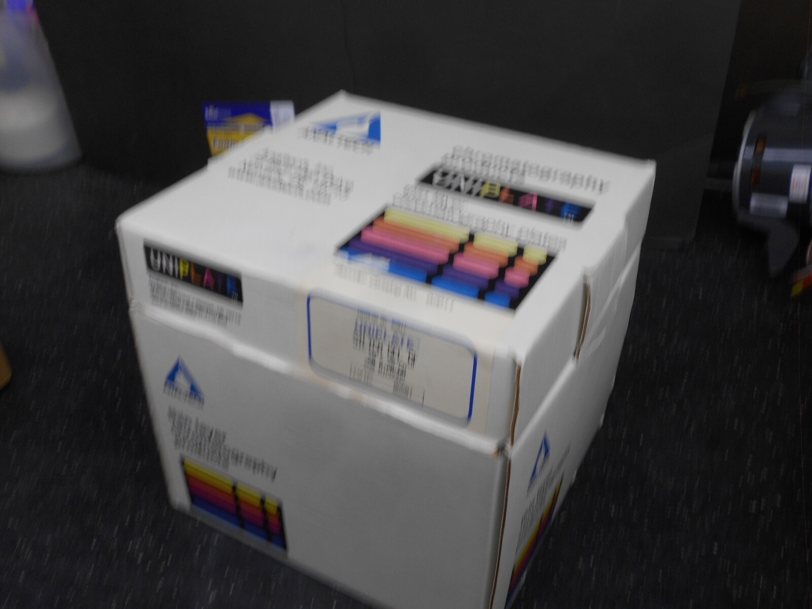 BOX OF 18 ANALTECH 02011 20x20cm 250 MICRONS SILICA GEL GF UNIPLATE