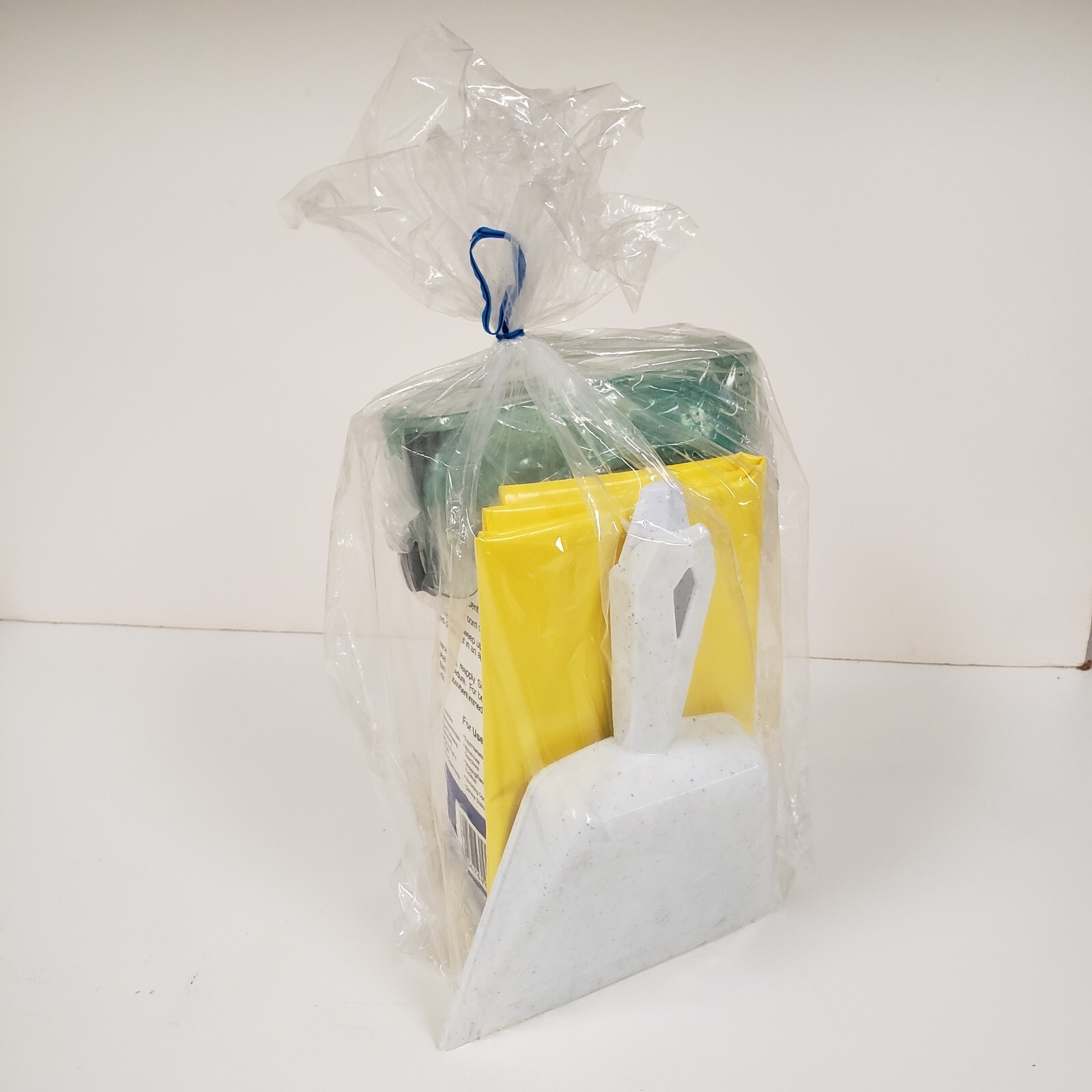 Super Sorbent Spill Cleanup Kit w/Goggles, Gloves, Broom, Dust Pan, Bag