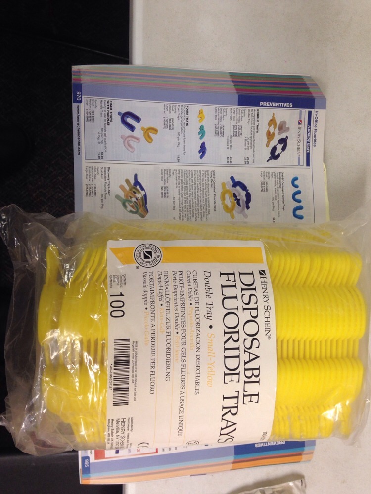 Henry Schein Disposable Fluoride Trays Small Yellow Lot Of 100 New