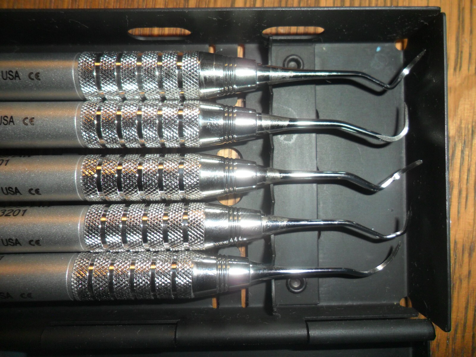 A.TItan DENTAL SCALERS NEVI 4 UL, H5 33 UL, 13 COL 14 UL, H6 H7 UL, 204S UL