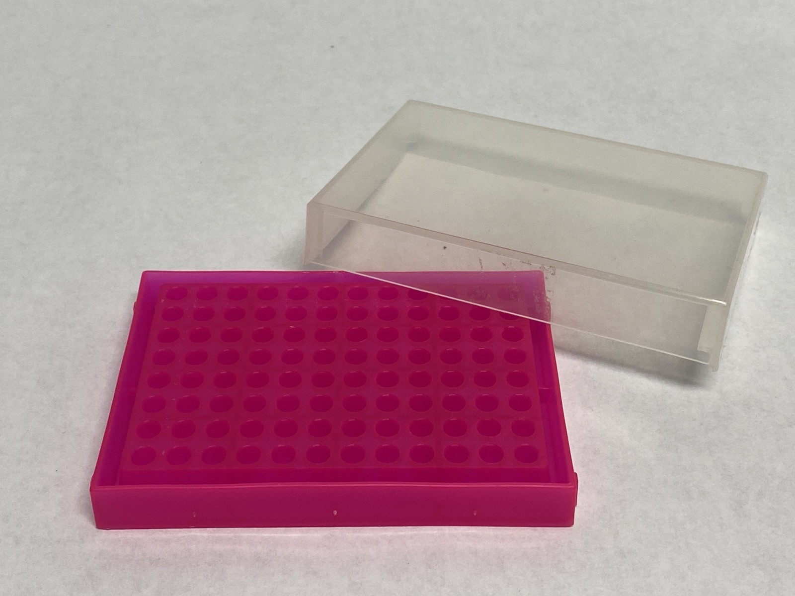 Used (3) Lab 96-Place Polypropylene Micro Centrifuge Tube Racks w/Lids 5.4mm ID