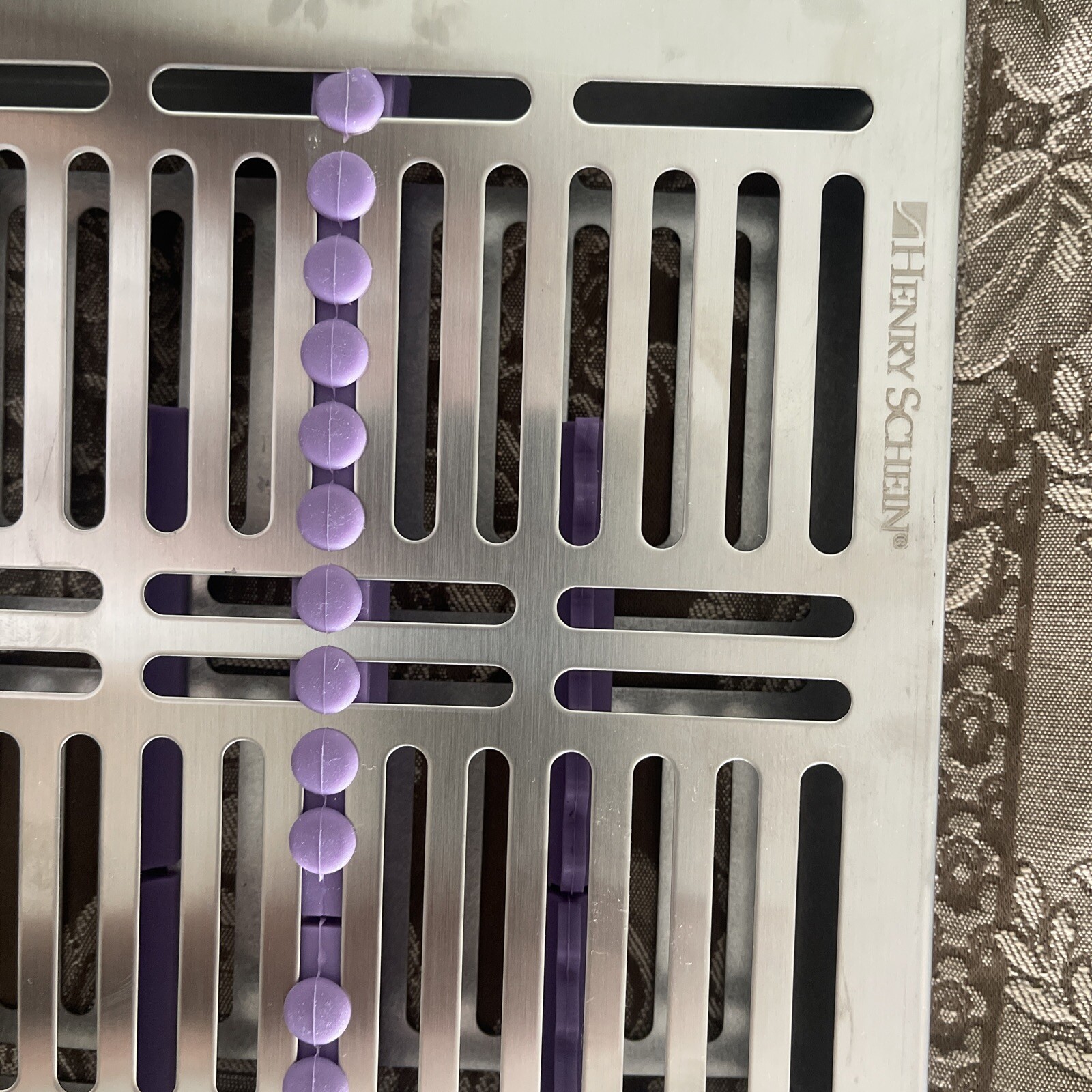 Henry Schein 16 Instrument Cassette Purple 11.3 x 7.1 x 1.3 no.112-5303