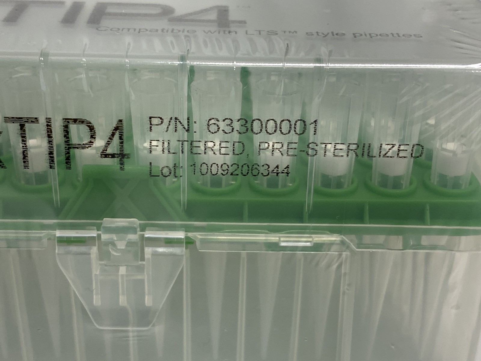 (4224) BIOTIX xTIP4 200uL LTS Compatible Filtered Pipet Tips 44x 96/Rk 63300001
