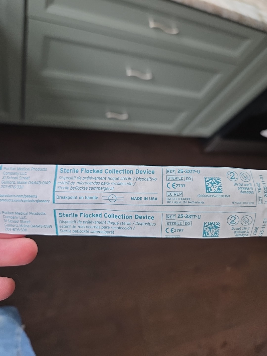 1,000 Puritan PurFlock Ultra 25-3317 6″ plastic handle breakpoint sterile