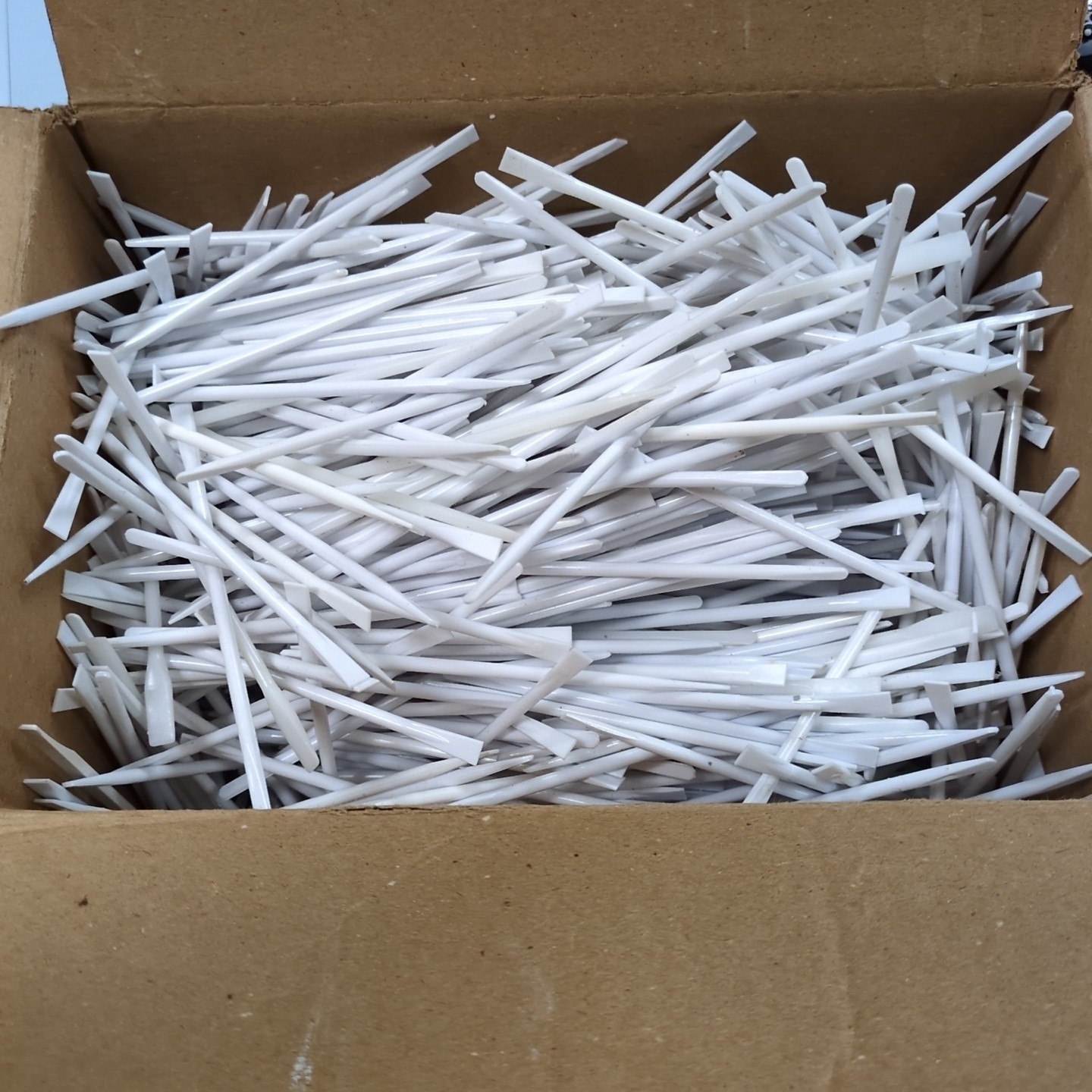 Lot of Dental Mixing Spatula Mixing Knife Plastic Cement Powder HUNDREDS