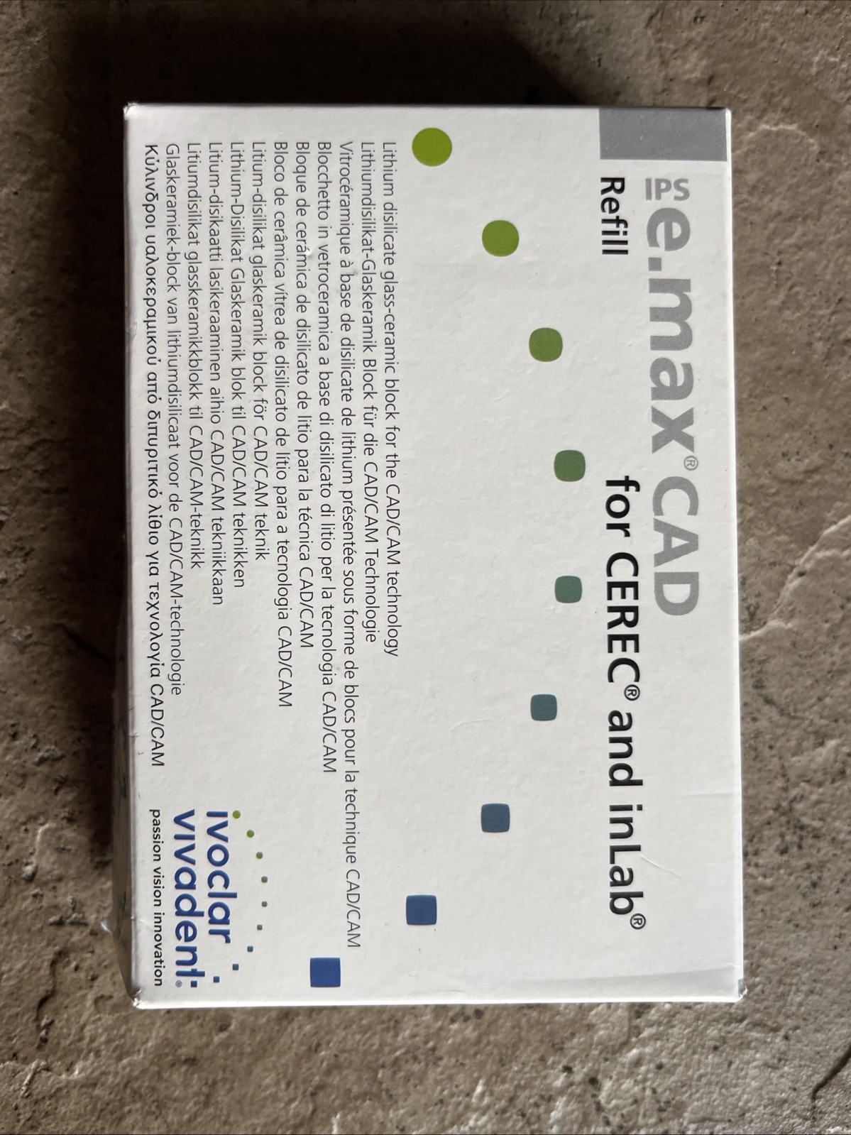 IPS e.max CAD CEREC Implant Blocks – LT C2/32 pk of 1 New open box
