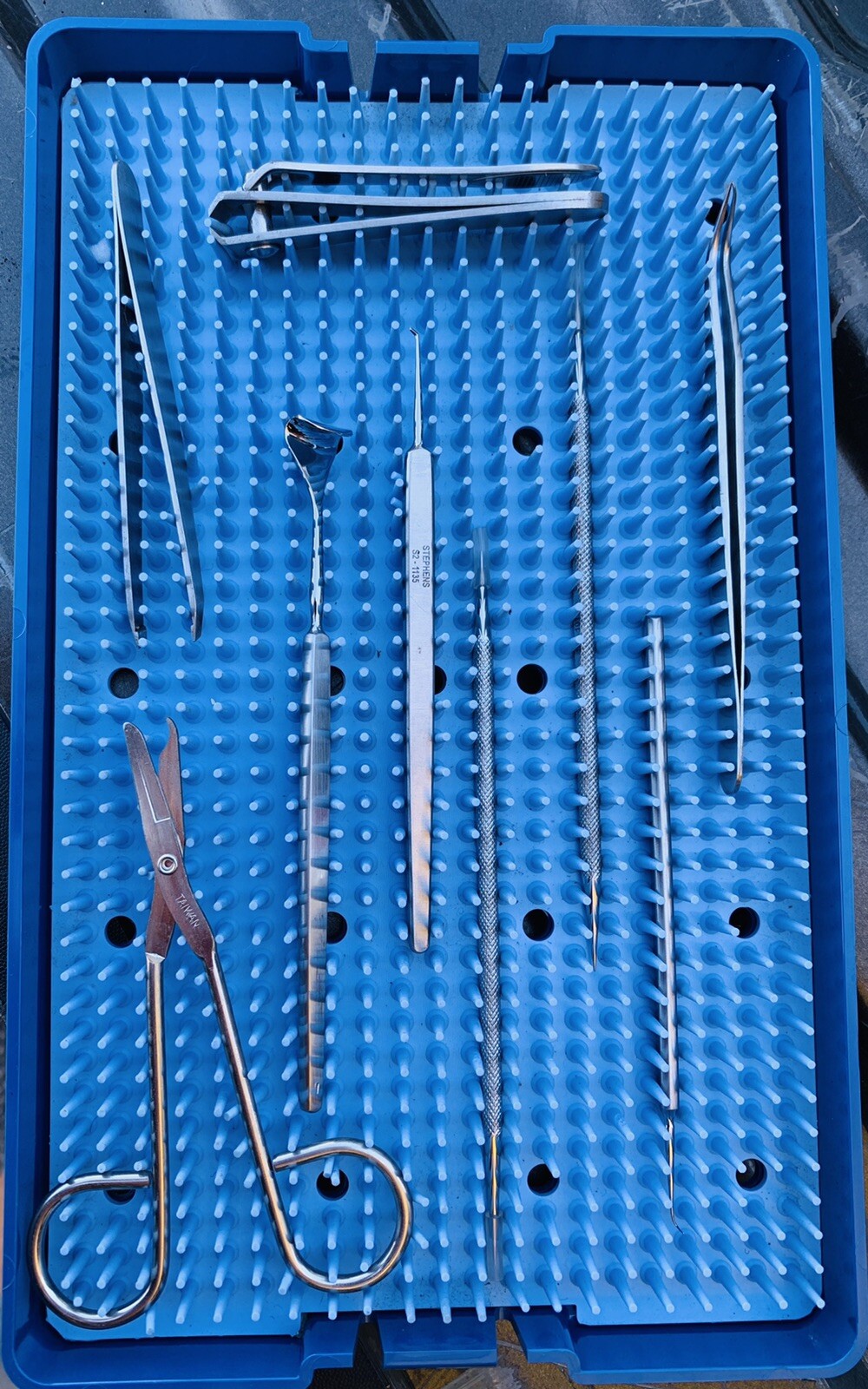 9 Pc. Medical or Dental Tools in box