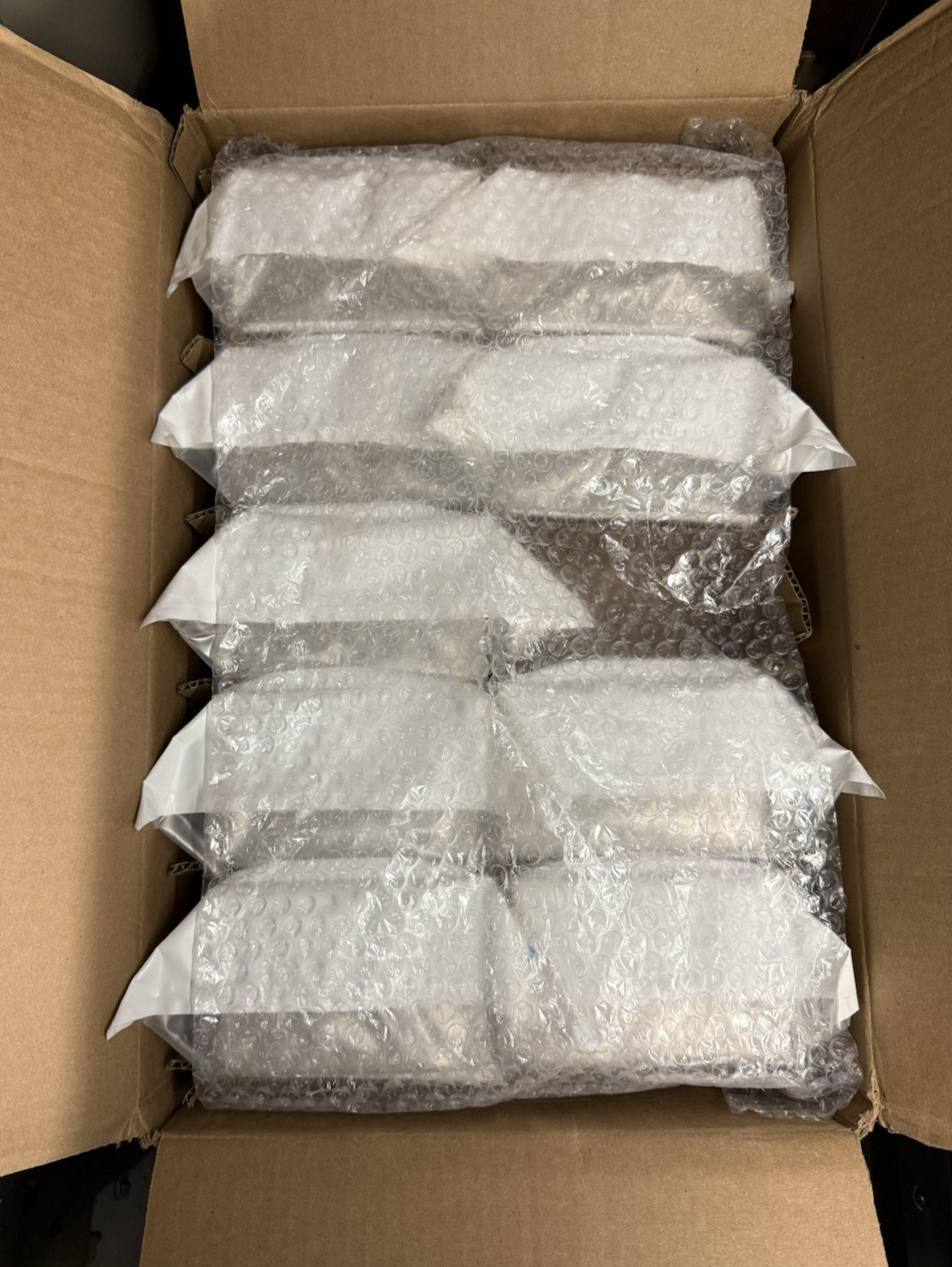 Corning BioCoat 356408 24 Well Plate w/Lid, 5 Per Pack/9 Packs, Exp. 2028-10-12