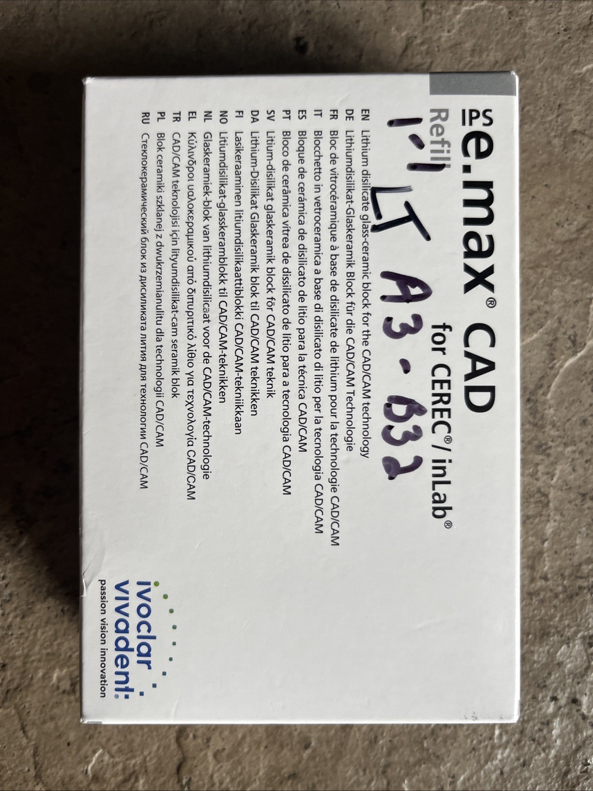IPS e.max CAD CEREC Implant Blocks LT A3/B32 Ivoclar 3 pk New Open Box