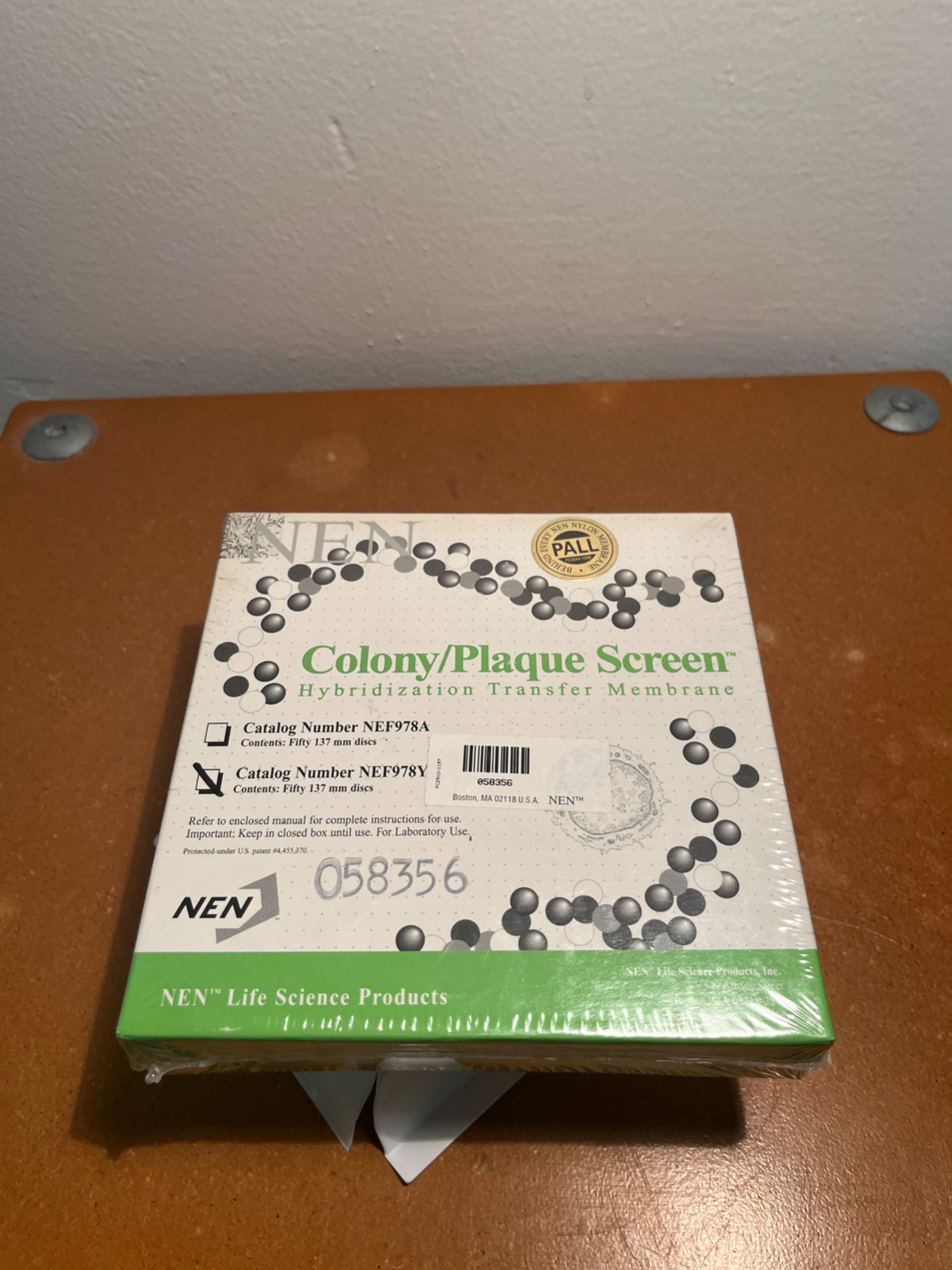 NEN Life Scence Products Colony/Plaque Screen Hybridization Transfer Membrane