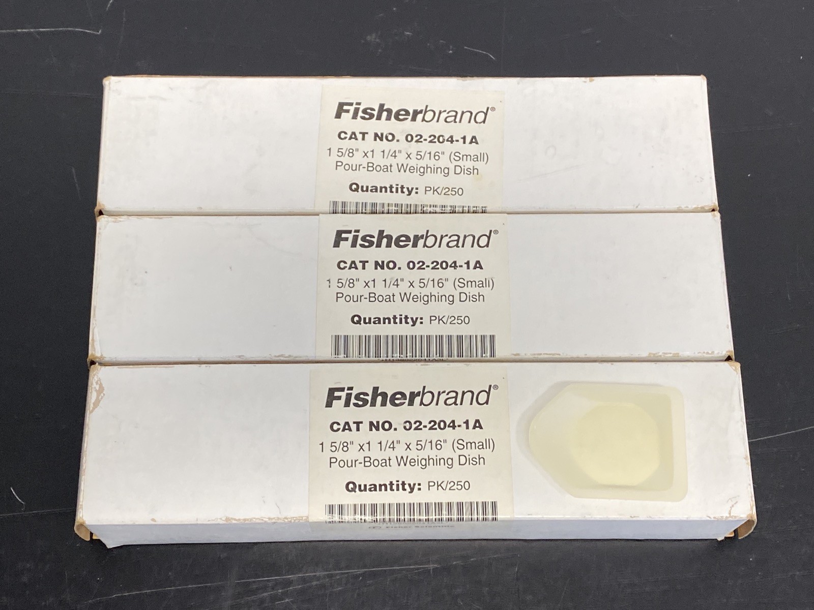 (750) FISHERBRAND PS Pour Boat Weighing Dishes 44mm x 56mm x 8mm 02-204-1A